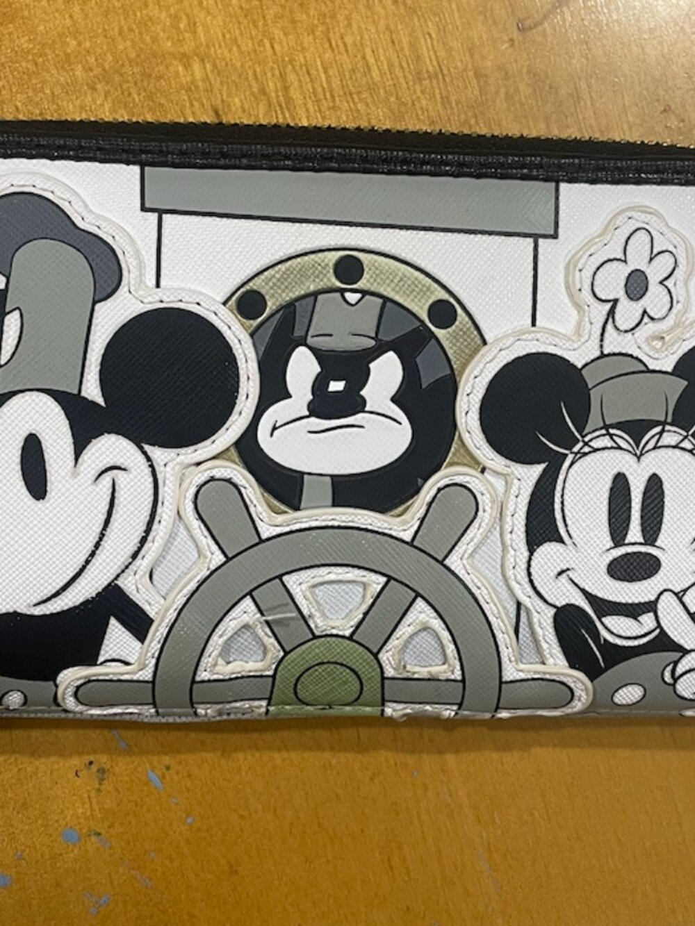 Disney Wallet